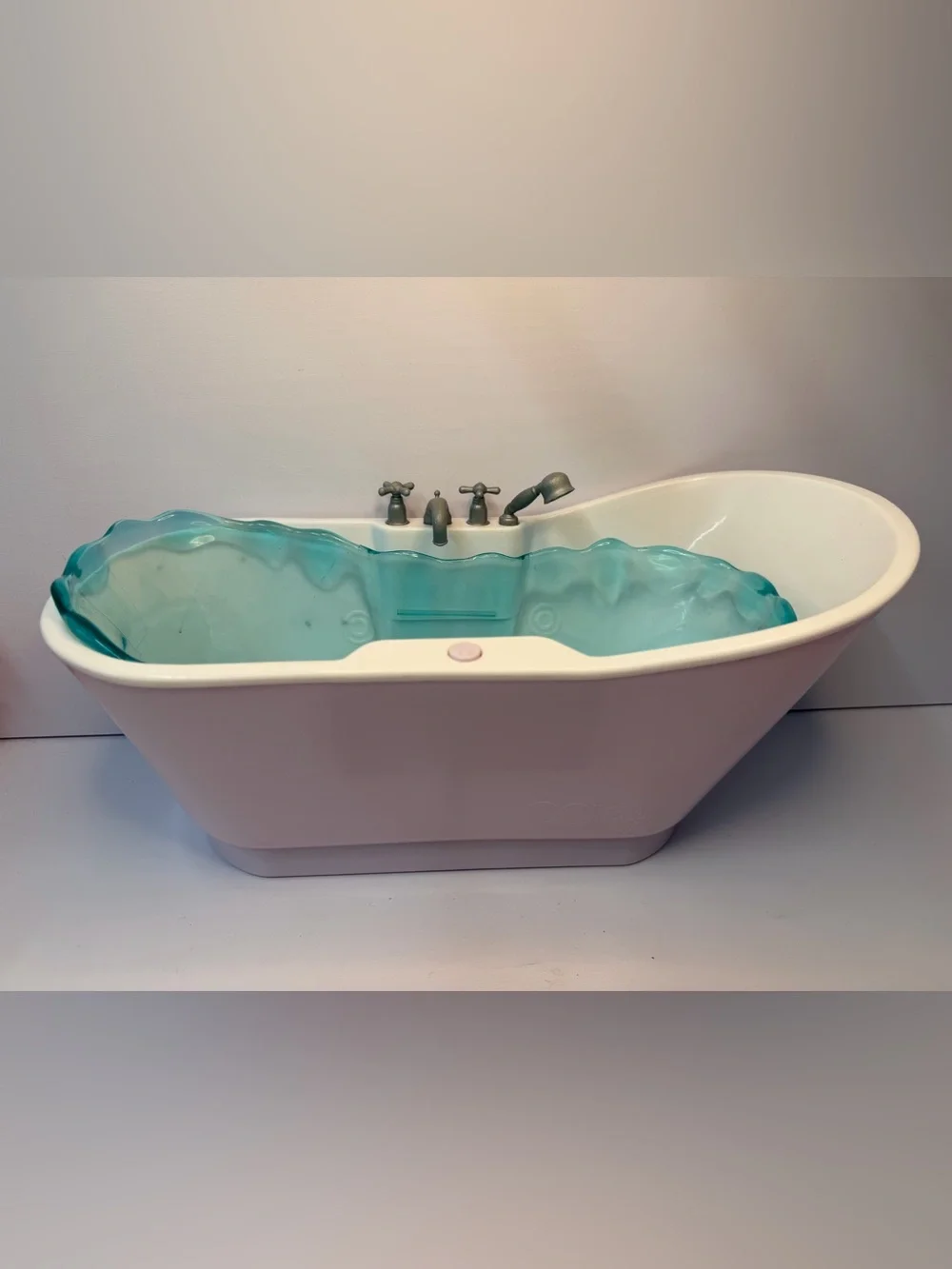 Our Generation Bubbly Bathtime Doll Bathtub Water Sound Fits 18